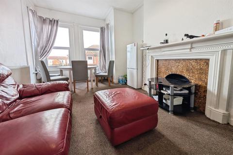 3 bedroom flat to rent, Southampton SO17