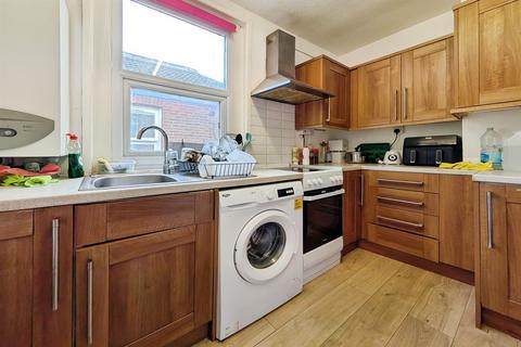 3 bedroom flat to rent, Southampton SO17