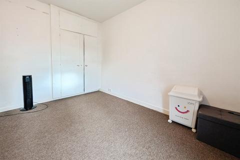 3 bedroom flat to rent, Southampton SO17