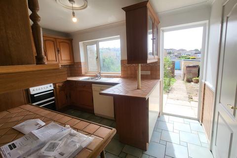 4 bedroom end of terrace house for sale, Monks Dale, YEOVIL