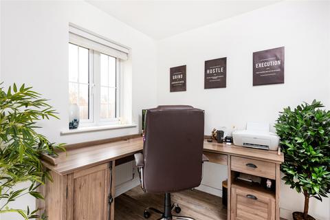 undefined, Winters Way, Steeple Claydon, Buckingham, Buckinghamshire, MK18