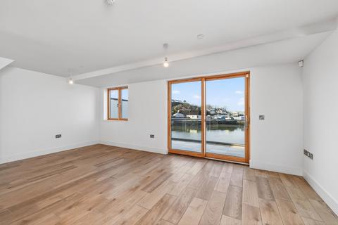 4 bedroom terraced house for sale, Baylys Road, Plymouth PL9