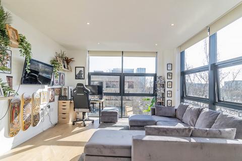 Silbury Boulevard, Milton Keynes, Buckinghamshire, MK9