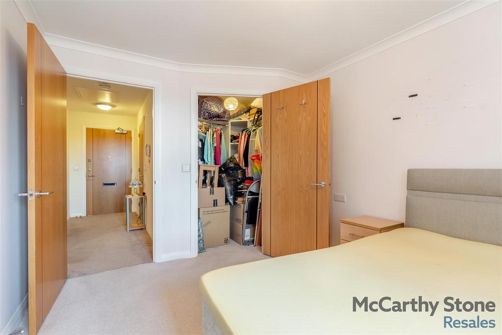 8680519-interior08.jpg