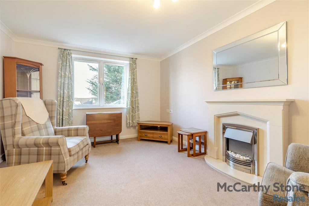 8680519-interior11.jpg