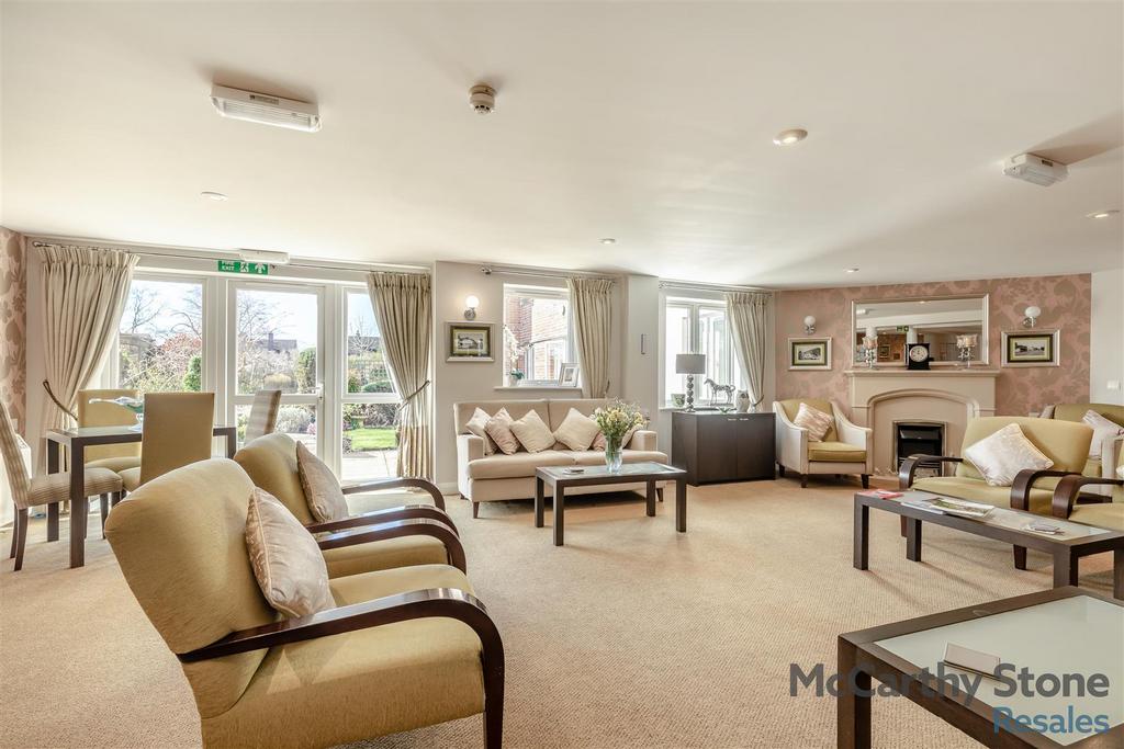 8680519-interior19.jpg