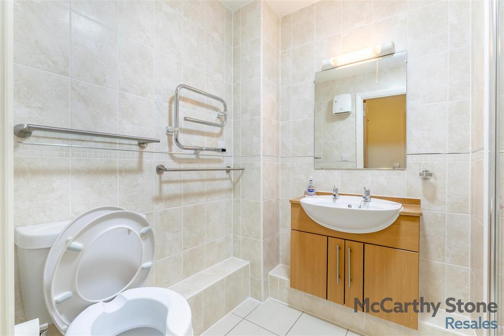 8680519-interior01.jpg
