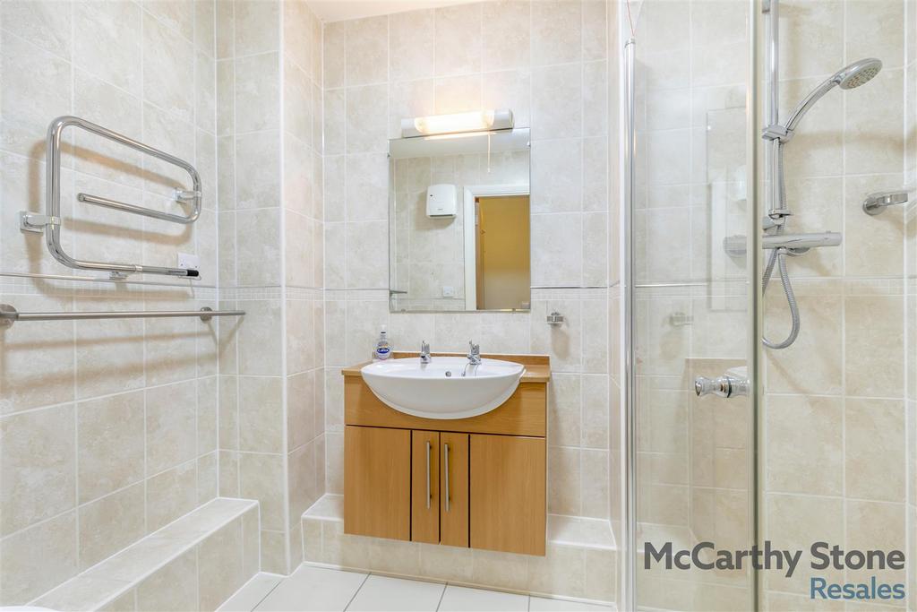 8680519-interior02.jpg