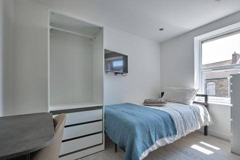 undefined, Broadhinton Road, London, SW4