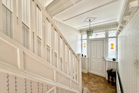 3 bedroom semi-detached house for sale, Grantham Avenue, Park Road