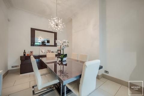 4 bedroom end of terrace house for sale, Lonsdale Road, Harborne B17