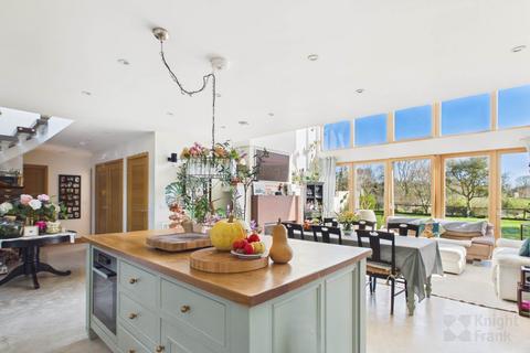 4 bedroom detached house for sale, La Rue Des Friquettes, St Saviour