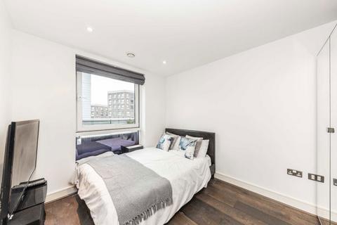 1 bedroom flat for sale, Prestons Road, London E14