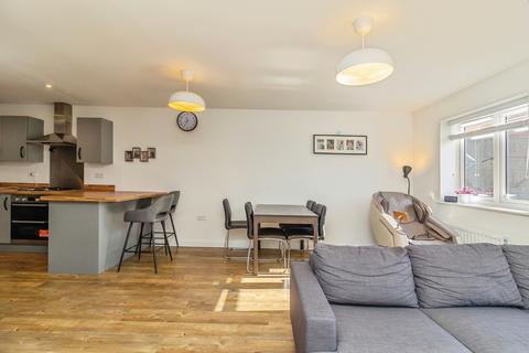 4 bedroom semi-detached house for sale, Hemingway Loke, Tattenhoe Park, Milton Keynes, Buckinghamshire, MK4