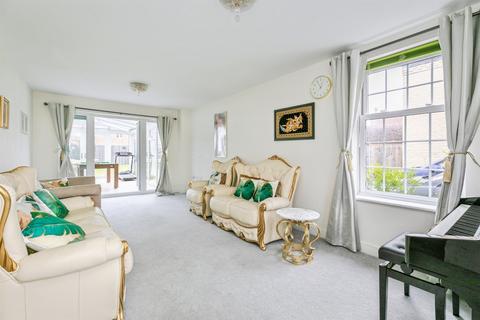 5 bedroom detached house for sale, Central Avenue, Brampton, HUNTINGDON