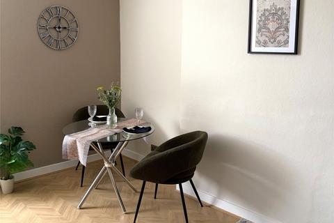 2 bedroom apartment to rent, Rockley Road, London, W14