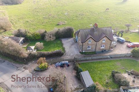 2 bedroom semi-detached house for sale, Woodgreen Road, Waltham Abbey EN9
