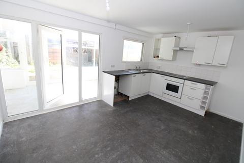 3 bedroom terraced house for sale, Middle Green, Ashton-Under-Lyne OL6