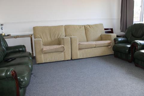 3 bedroom terraced house for sale, Middle Green, Ashton-Under-Lyne OL6