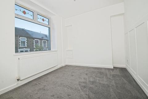 3 bedroom terraced house for sale, Madeline Street, Pontygwaith, Ferndale