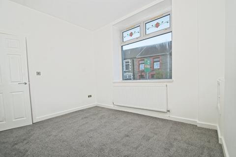 3 bedroom terraced house for sale, Madeline Street, Pontygwaith, Ferndale