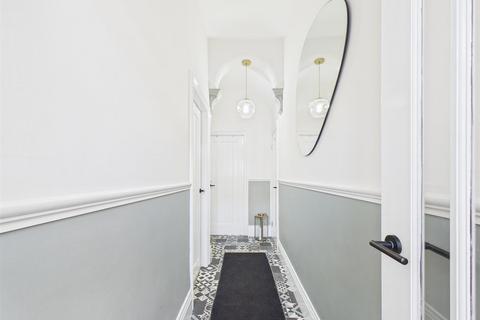 2 bedroom apartment for sale, Bamborough Terrace, North Shields