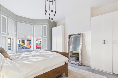 2 bedroom apartment for sale, Bamborough Terrace, North Shields
