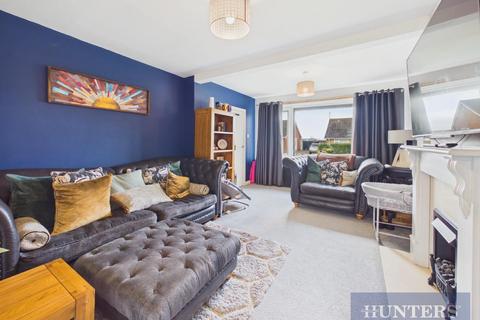 3 bedroom semi-detached house for sale, West Garth Gardens, Cayton, Scarborough