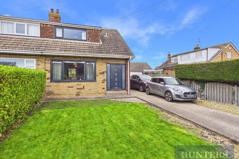 3 bedroom semi-detached house for sale, West Garth Gardens, Cayton, Scarborough