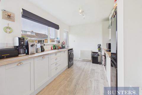 3 bedroom semi-detached house for sale, West Garth Gardens, Cayton, Scarborough
