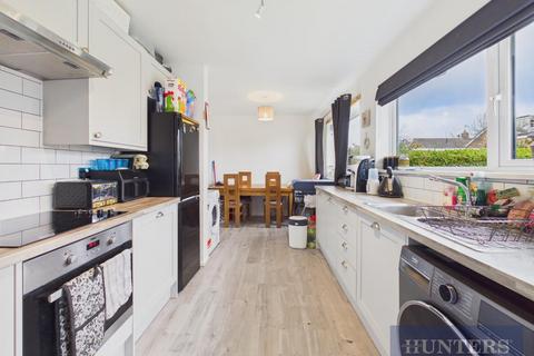 3 bedroom semi-detached house for sale, West Garth Gardens, Cayton, Scarborough