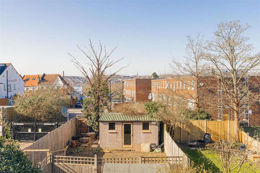 Hillfield Road (20).jpg
