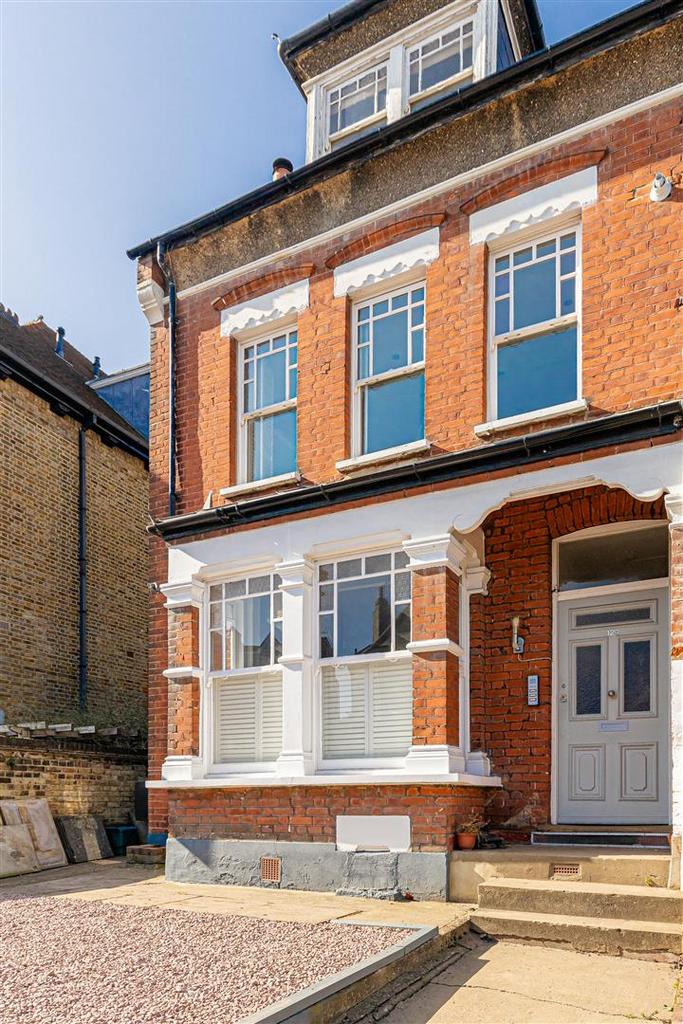 Hillfield Road (26).jpg