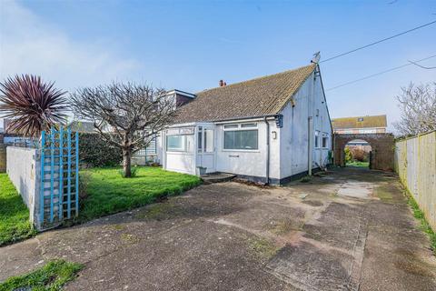 2 bedroom semi-detached bungalow for sale, Seaview Avenue, Peacehaven