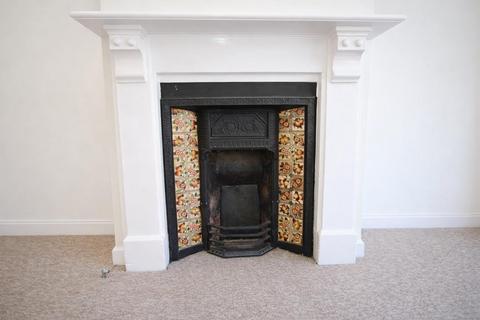 2 bedroom terraced house for sale, Market Street, Eastleigh