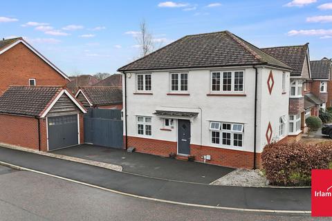 3 bedroom detached house for sale, Roseway Avenue, Cadishead, M44