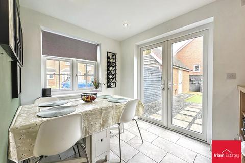 3 bedroom detached house for sale, Roseway Avenue, Cadishead, M44