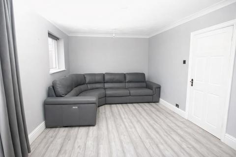 3 bedroom terraced house for sale, Culpepper Road, Rainham