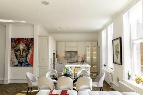 3 bedroom apartment for sale, Lindfield Gardens, Hampstead, London, NW3