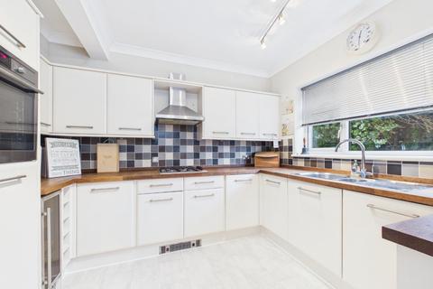 3 bedroom semi-detached house for sale, Old Farm Avenue, Sidcup DA15