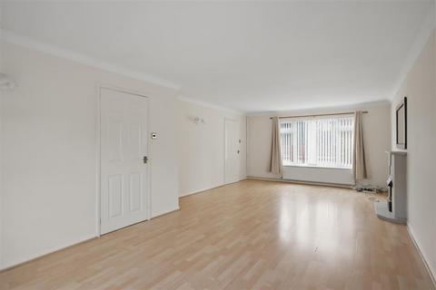 3 bedroom detached house for sale, Fairfield Road, Chesterfield