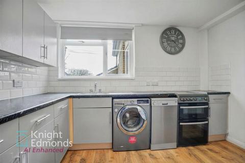 2 bedroom flat for sale, Farleigh Lane, Maidstone, ME16