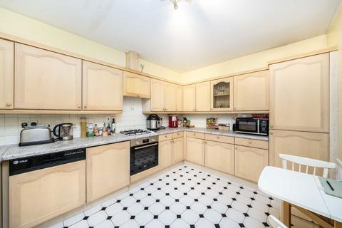 2 bedroom flat for sale, Clarence Mews, London SE16