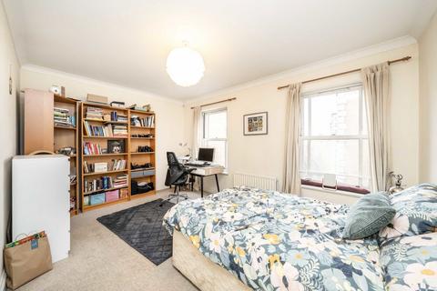 2 bedroom flat for sale, Clarence Mews, London SE16