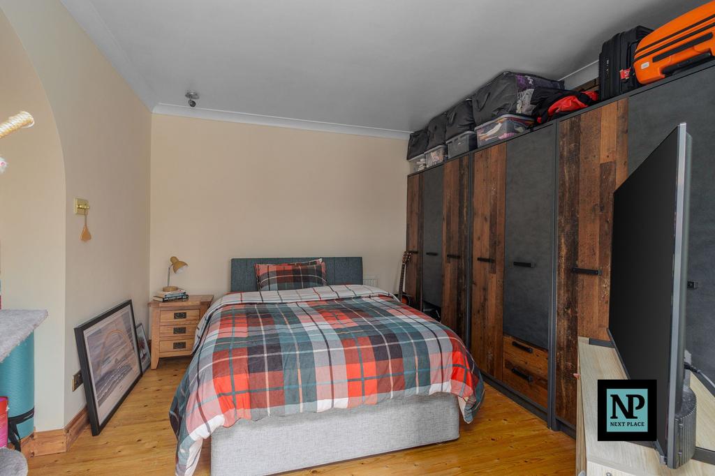 Reception Room / Bedroom