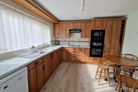 3 bedroom flat for sale, St. Andrews Road, Exmouth, EX8 1AT