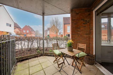 2 bedroom ground floor flat for sale, Spring Walk, Tunbridge Wells