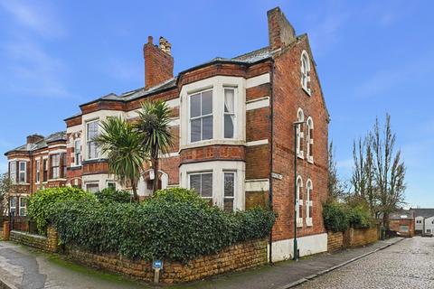 4 bedroom semi-detached house for sale, Regent Street, New Basford, Nottingham