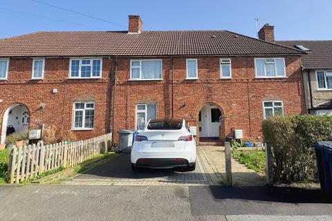 3 bedroom house to rent, Goldbeaters Grove, Edgware, HA8