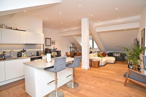 3 bedroom flat for sale, Springfield Avenue, Springfield Court Springfield Avenue, HG1